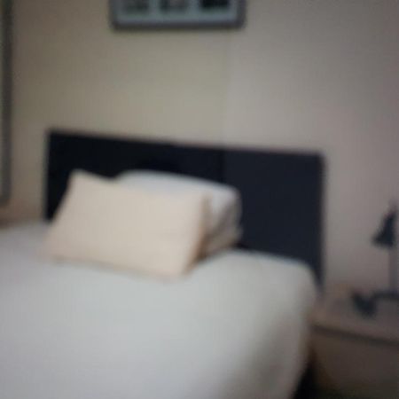 Kings Arms Hotel Farnworth Luaran gambar